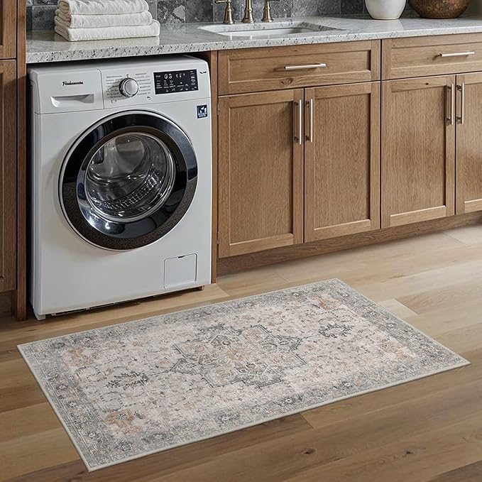 BESBLEE Runner Rug 2'6''x4, Non Slip Hallway Runner Rugs, Low Pile Lightweight Machine Washable Vintage Rug for Hallway, Entryway, Bedroom, Kitchen and Corridor,Light Taupe Brown