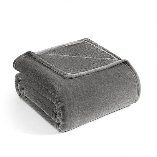 Casa Platino Fleece Blanket King Size – 300 GSM Gray Fleece Throw for Bed or Couch – Soft Cozy Warm Holiday Winter Blanket for Bed, Fuzzy Plush Elegant Gifts for Men & Women - 108x90 Inch