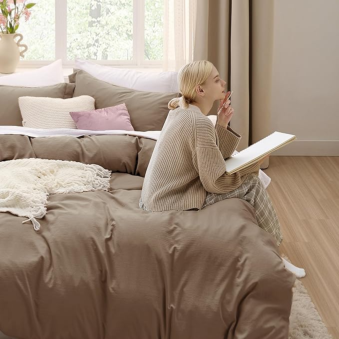 Bedsure Deep Khaki California King Duvet Cover - Prewashed Cotton-Like Extra Soft Bedding Set, Includes 1 Cal King Duvet Cover 104x98 Inches with Zipper Closure & 2 Pillow Shams, No Comforter