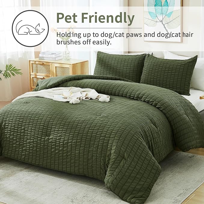 AveLom Dark Olive Green Seersucker King Comforter Set (104x90 inches), 3 Pieces-100% Soft Washed Microfiber Lightweight Comforter with 2 Pillowcases, All Season Down Alternative Bedding Set