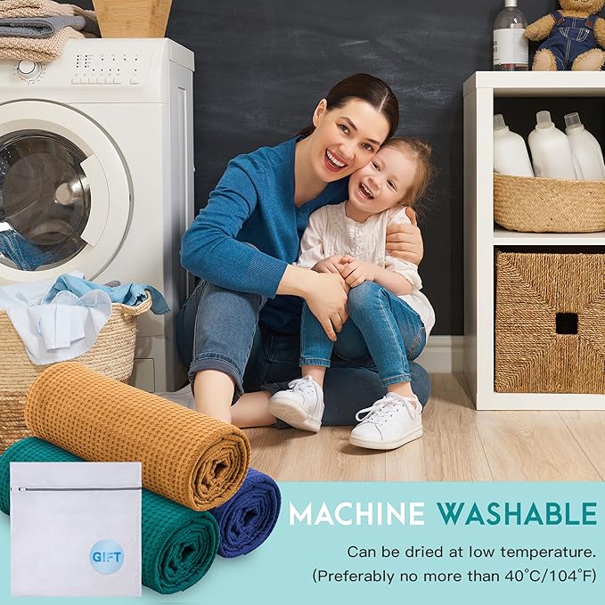 AmyHomie Cooling Blanket King Size, 100% Rayon Derived from Bamboo, Cool Summer Blanket for Hot Sleepers Soft Comfy Waffle Lightweight Blankets for All Seasons(Teal, 108×90in)