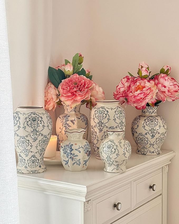 Vintage Chinoiserie Ceramic Vase, Classic Decorative Porcelain Flower Vase for Centerpiece Living Room Table Shelf, Retro Country Decor