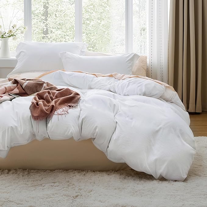 Bedsure Duvet Cover King Size Only - Prewashed Cotton-Like Extra Soft All Season Bedding, Includes 1 Duvet Cover 104x90 Inches with Zipper Closure, White, Comforter Not Included