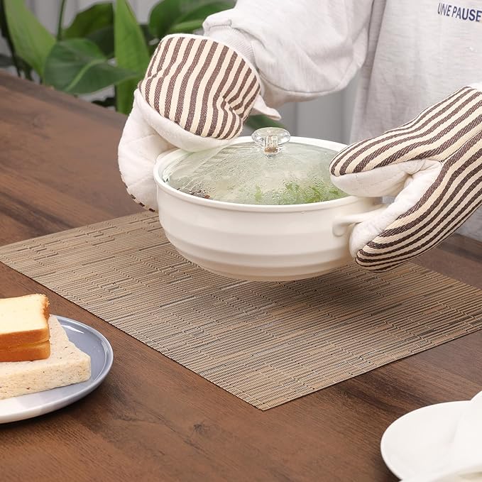 Myir JUN Placemats Set of 4, Vinyl Woven Placemats Place Mats Indoor Set of 4 Washable Table Mats Non-Slip Place mats for Dining Table (Light Brown, Set of 4)