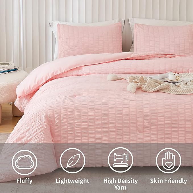 AveLom Blush Pink Seersucker Full Comforter Set (80x90 inches), 3 Pieces - 100% Soft Washed Microfiber Lightweight Comforter with 2 Pillowcases, All Season Down Alternative Comforter Set for Bedding