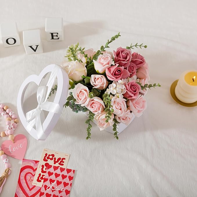 Soul & Lane White Heart Shaped Gift Boxes with Clear Lids and Decorative Bows: Set of 3 Cardboard Heart Boxes for Flowers, Chocolates, Large Box for Flower Arrangements and Valentine’s Day Presents