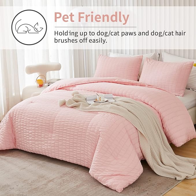 AveLom Blush Pink Seersucker Full Comforter Set (80x90 inches), 3 Pieces - 100% Soft Washed Microfiber Lightweight Comforter with 2 Pillowcases, All Season Down Alternative Comforter Set for Bedding