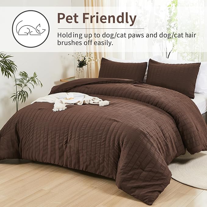 AveLom Brown Seersucker King Comforter Set (104x90 inches), 3 Pieces-100% Soft Washed Microfiber Lightweight Comforter with 2 Pillowcases, All Season Down Alternative Comforter Set for Bedding