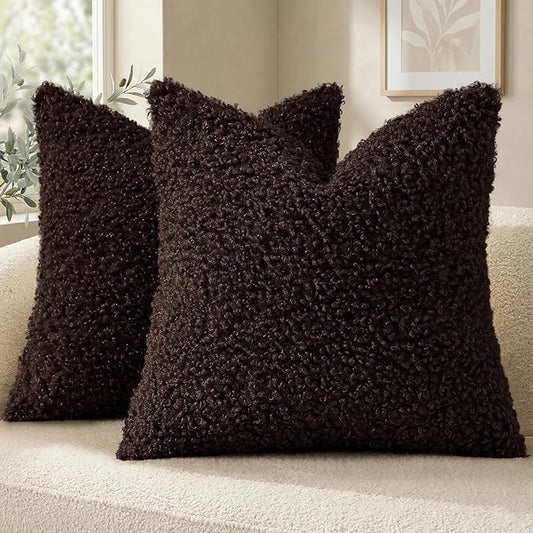 decorUhome Pack of 2 Throw Pillow Covers 20x20 Inch, Faux Fur Decorative Sherpa Pillow Covers Fuzzy Accent Soft Sheepskin Fleece Pillow Cases for Couch Living Room Bed, Chocolate