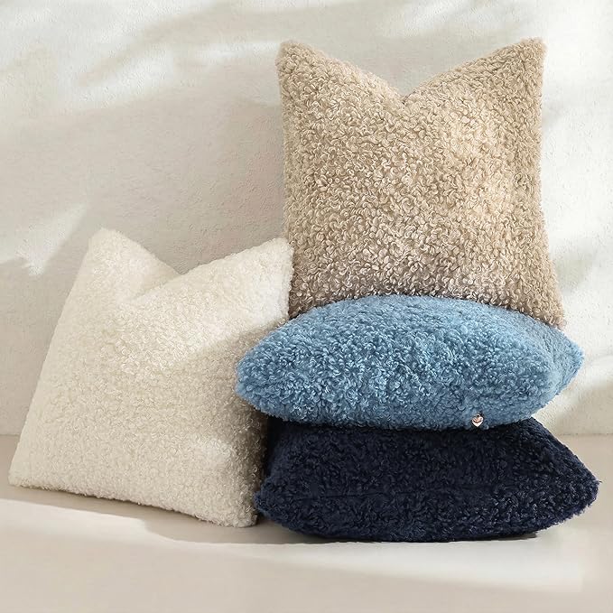 decorUhome Pack of 2 Throw Pillow Covers 20x20 Inch, Faux Fur Decorative Sherpa Pillow Covers Fuzzy Accent Soft Sheepskin Fleece Pillow Cases for Couch Living Room Bed, Navy Blue