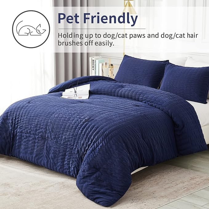 AveLom Seersucker King Comforter Set (104x90 inches), 3 Pieces - 100% Soft Washed Microfiber Lightweight Comforter with 2 Pillowcases, All Season Down Alternative Comforter Set for Bedding, Navy