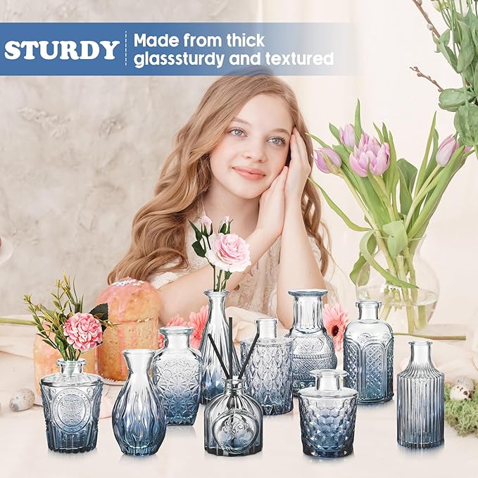 Inbagi 20 Pcs Glass Bud Vase Set - Small Flower Vases Bulk, Vintage Embossed Decorative Bottles for Wedding Valentine Home Table Centerpieces Decor, Gradient Blue