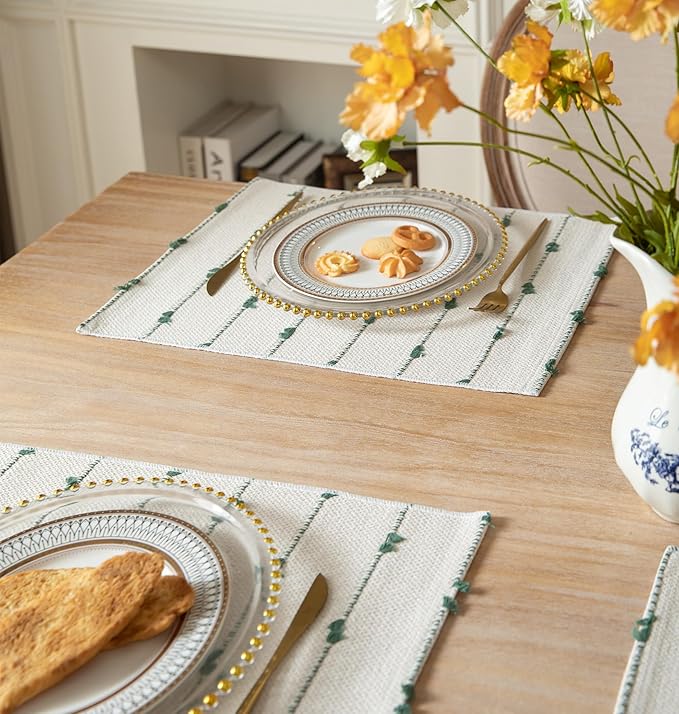 Boho Placemats Set of 6 for Dining Table Decor, Woven Cloth Place Mats for Farmhouse Rustic Kitche Home Decor, Cotton Placemats 13 x 19 Inch, Green and Beige Table mats