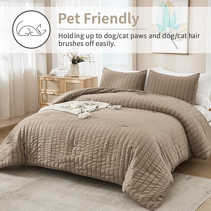 AveLom Taupe Seersucker Full Comforter Set (80x90 inches), 3 Pieces-100% Soft Washed Microfiber Lightweight Comforter with 2 Pillowcases, All Season Down Alternative Comforter Set for Bedding