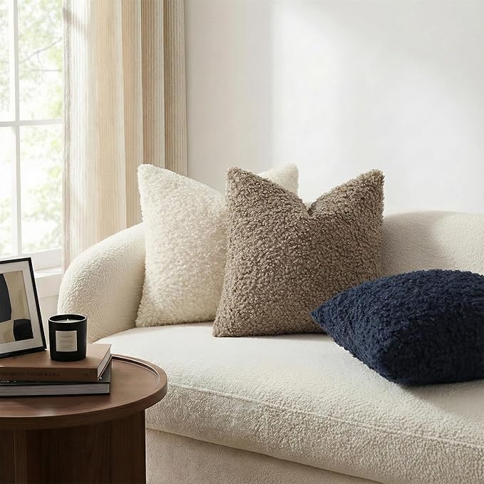 decorUhome Pack of 2 Throw Pillow Covers 20x20 Inch, Faux Fur Decorative Sherpa Pillow Covers Fuzzy Accent Soft Sheepskin Fleece Pillow Cases for Couch Living Room Bed, Navy Blue