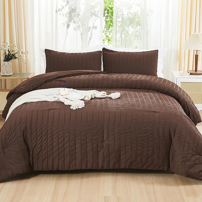 AveLom Brown Seersucker King Comforter Set (104x90 inches), 3 Pieces-100% Soft Washed Microfiber Lightweight Comforter with 2 Pillowcases, All Season Down Alternative Comforter Set for Bedding