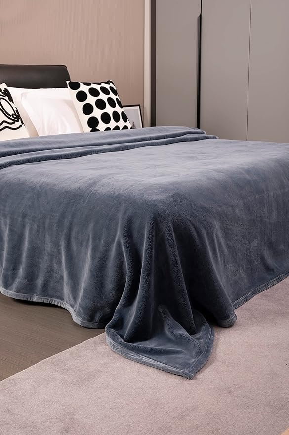 Mellowdy Extra Thick Hearty Plush Flannel Blanket (Dark Grey, 60x80) - 500GSM Twin Size Warm Blanket for Winter, Fall | Soft, Fluffy, Cuddly, Perfect for Bed, Oversized Throw for Couch, Sofa