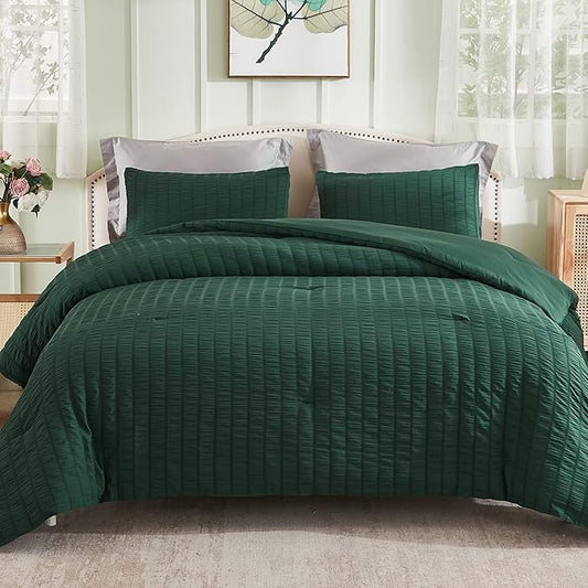 AveLom Dark Green Seersucker Queen Comforter Set (90x90 inches), 3 Pieces-100% Soft Washed Microfiber Lightweight Comforter with 2 Pillowcases, All Season Down Alternative Comforter Set for Bedding