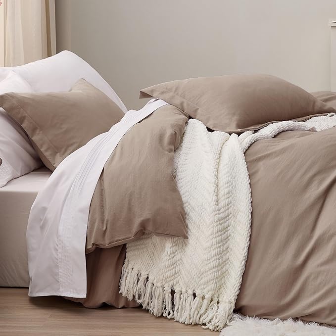 Bedsure Khaki Duvet Cover King Size - 3 Pieces Prewashed Extra Soft Bedding Set, Includes 1 Duvet Cover 104x90 Inches with Zipper Closure & 2 Pillow Shams, Comforter Not Included