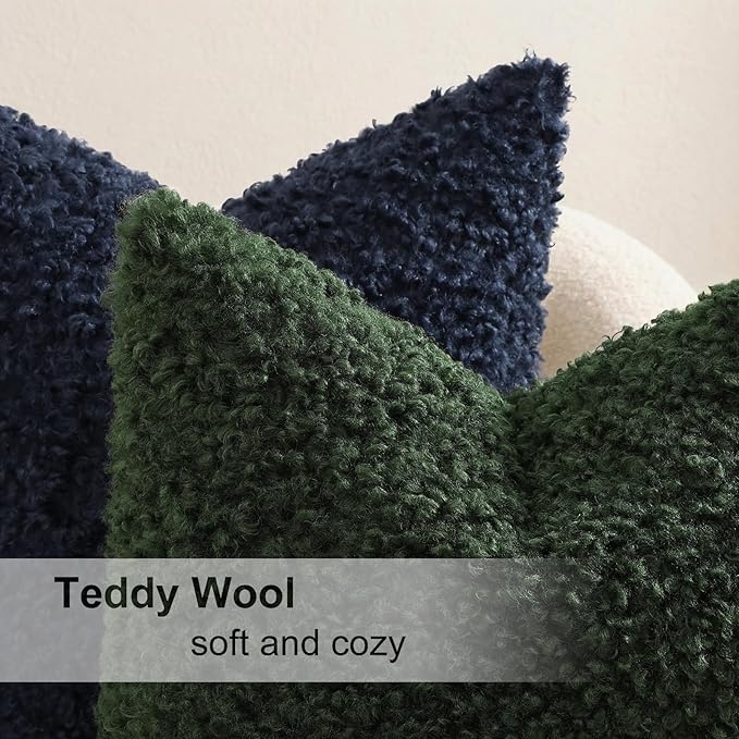 decorUhome Pack of 2 Throw Pillow Covers 20x20 Inch, Faux Fur Decorative Sherpa Pillow Covers Fuzzy Accent Soft Sheepskin Fleece Pillow Cases for Couch Living Room Bed, Navy Blue