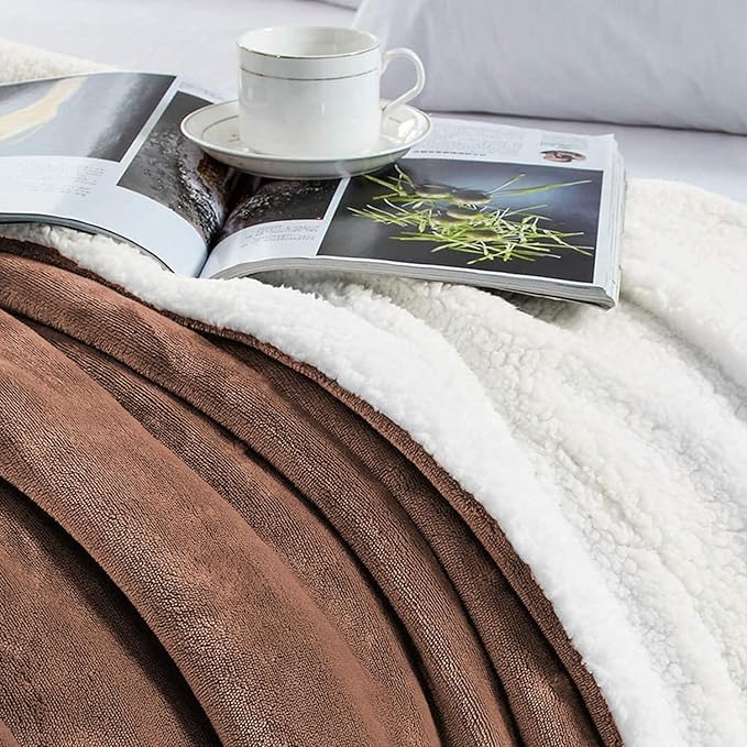 MOONLIGHT20015 Sherpa Fleece Twin Blanket - (Coffee, 60X80 Inches) Warm and Fluffy Blankets for Winter - Reversible Thick and Cozy Twin Size Blankets for Bed, Camping and Travel