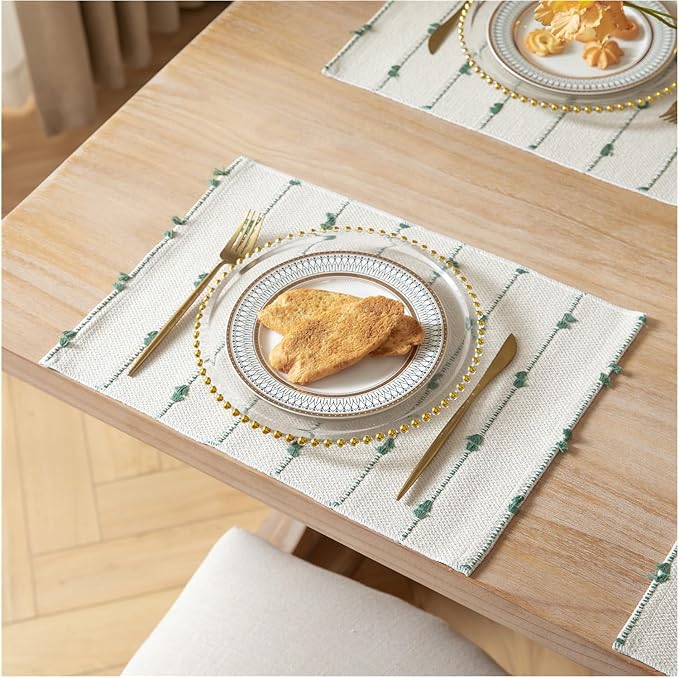 Boho Placemats Set of 6 for Dining Table Decor, Woven Cloth Place Mats for Farmhouse Rustic Kitche Home Decor, Cotton Placemats 13 x 19 Inch, Green and Beige Table mats
