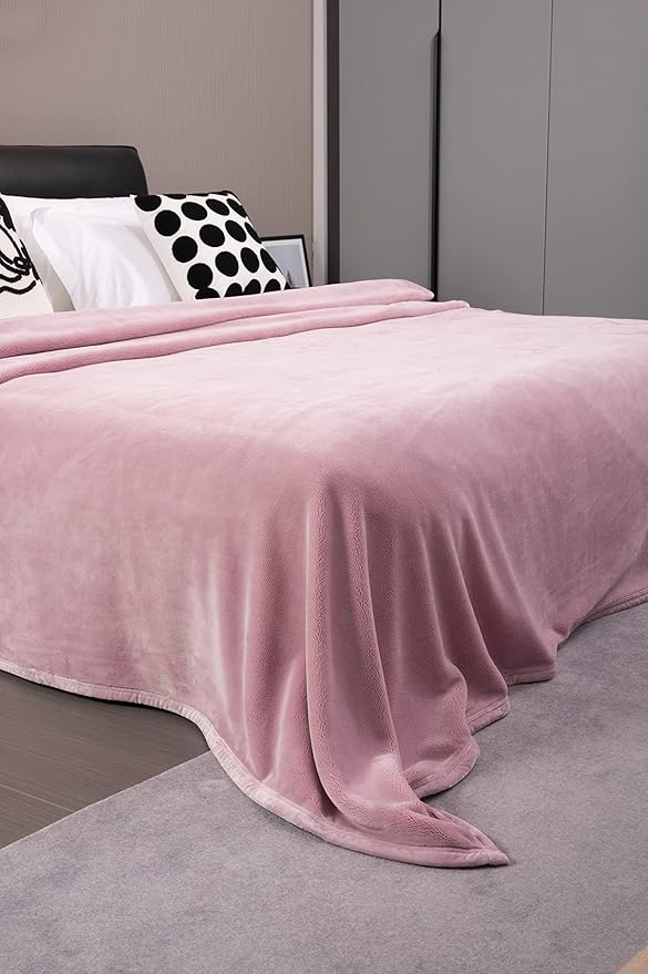 Mellowdy Extra Thick Hearty Plush Flannel Blanket (Brushed Pink, 108x90) - 500GSM King Size Warm Blanket for Winter, Fall | Soft, Fluffy, Cuddly, Perfect for Bed, Oversized Throw for Couch, Sofa