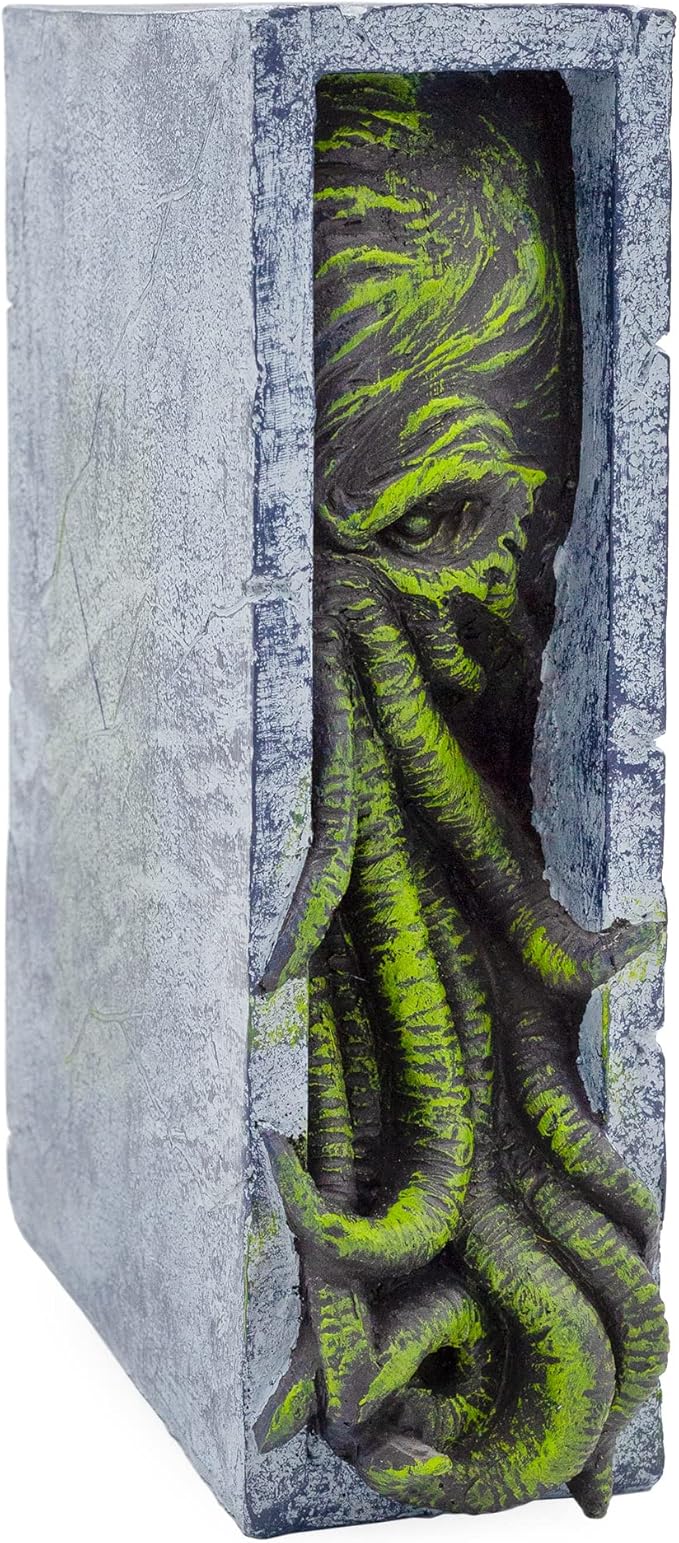 Toy Vault Cthulhu Bookshelf Insert, Resin Bookend Peeping Cthulhu Monster Statue
