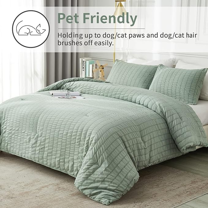 AveLom Sage Green Seersucker King Comforter Set (104x90 inches), 3 Pieces - 100% Soft Washed Microfiber Lightweight Comforter with 2 Pillowcases, All Season Down Alternative Comforter Set for Bedding