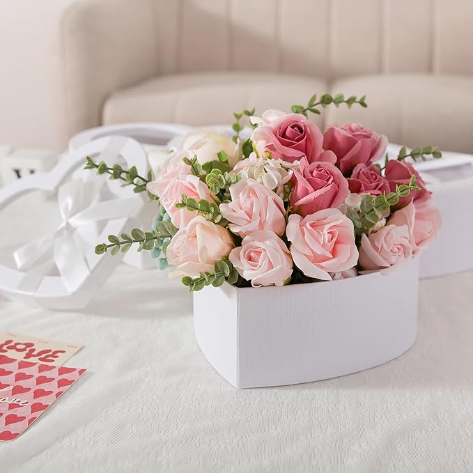 Soul & Lane White Heart Shaped Gift Boxes with Clear Lids and Decorative Bows: Set of 3 Cardboard Heart Boxes for Flowers, Chocolates, Large Box for Flower Arrangements and Valentine’s Day Presents