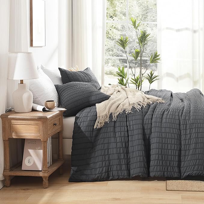 AveLom Seersucker Full Comforter Set (80x90 inches), 3 Pieces - 100% Soft Washed Microfiber Lightweight Comforter with 2 Pillowcases, All Season Down Alternative Comforter Set for Bedding, Gray
