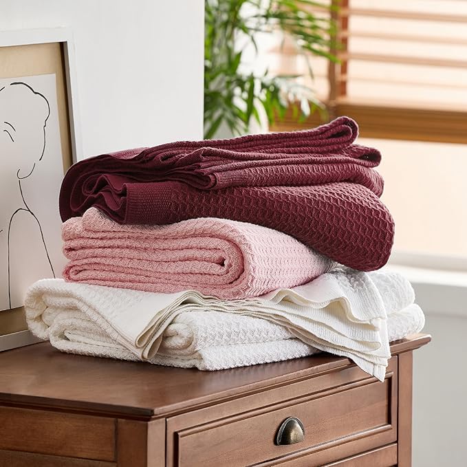 Bedsure Gentlesoft 100% Cotton Blanket Queen Size for Bed - Breathable and Soft for Spring Summer, Thick Cozy Waffle Weave Blanket Gifts for Women, Red, 90x90 Inches
