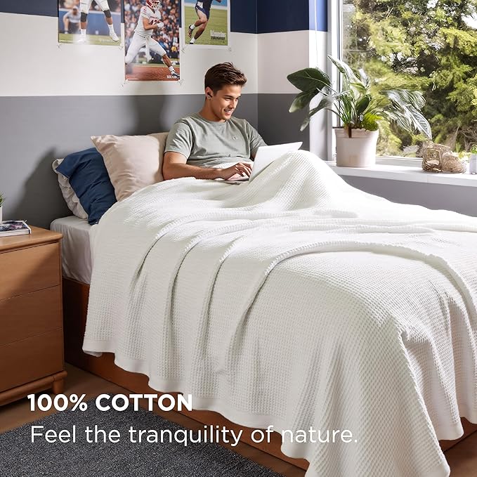 Bedsure Gentlesoft 100% Cotton Blanket Twin XL Size for College Dorm - Breathable and Soft for Spring Summer, Waffle Weave Twin Blanket for Bed, Dorm Room Essentials, White, 66x90 inches