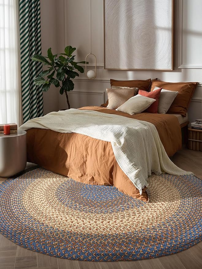 RRI Home Decor EastEnd EL93 Blue Lake 4' x 4' Round - Braided Area Rug, Home Decor, Floor Mat or Bedroom Rug - Easy Care, Ideal for High Traffic Areas in Hallway and Living Room - Made in USA