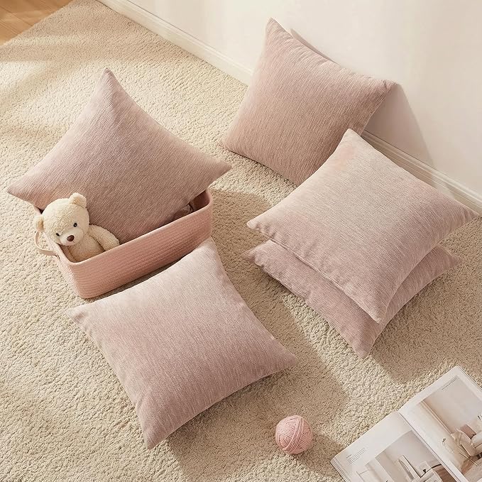 Set of 4 Blush Pink Throw Pillow Covers 18x18 Inch, Neutral Boho Farmhouse Aesthetic Decorative Pillow Cases for Couch, Sofa, Living Room & Bed, Chenille Pillow Cases, Stylish Home Decor, 45x45 cm