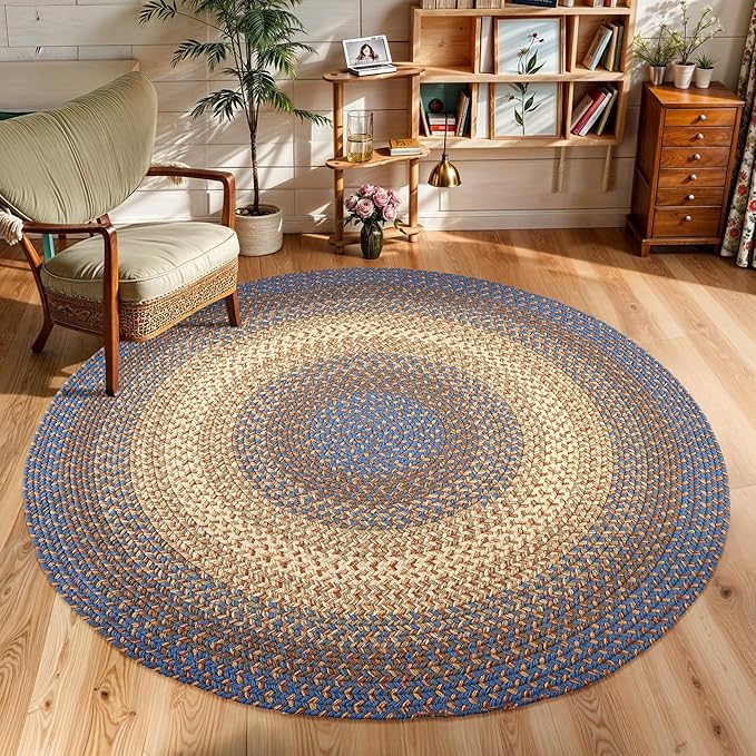 RRI Home Decor EastEnd EL93 Blue Lake 4' x 4' Round - Braided Area Rug, Home Decor, Floor Mat or Bedroom Rug - Easy Care, Ideal for High Traffic Areas in Hallway and Living Room - Made in USA