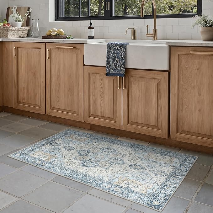 BESBLEE Runner Rug 2'6''x4, Non Slip Vintage Machine Washable Runner Rug, Low Pile Lighrweight Rugs for Entryway, Hallway, Kitchen and Corridor, Blue
