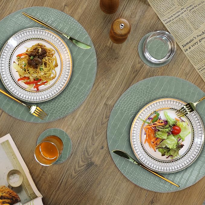 Jovono Round Leather Placemats for Round Tables Set of 4, Green Place Mats and Coasters, Wipeable Waterproof Heat Resistant Table Mats Easy to Care for Indoor Decor 13 inch Diameter