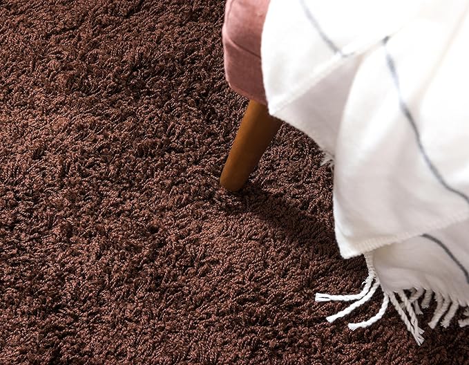 Unique Loom Solid Shag Collection Area Rug (2' 6" x 16' 5" Runner, Chocolate Brown)